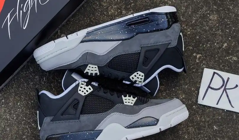 PK GOD Air Jordan 4 Retro Fear RETAIL MATERIALS READY TO SHIP