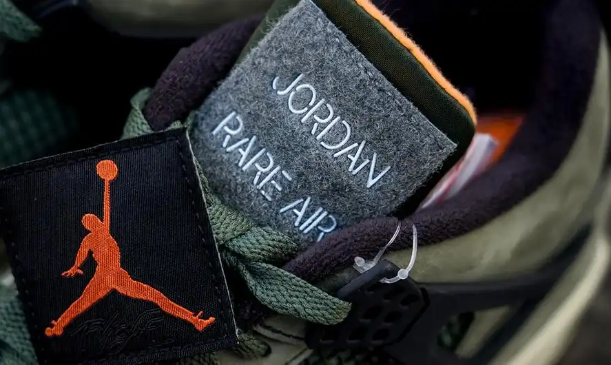 PK GOD Jordan 4 Undefeated Travis Scott Olive RETAIL MATERIALS READY TO SHIP