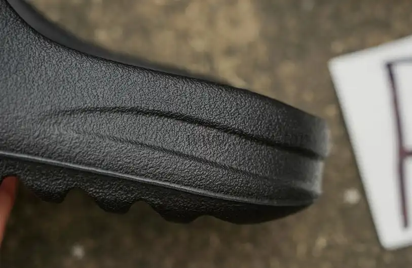 PK GOD adidas Yeezy Slide Onyx RETAIL MATERIALS READY TO SHIP