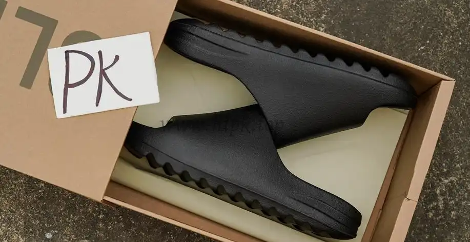 PK GOD adidas Yeezy Slide Onyx RETAIL MATERIALS READY TO SHIP