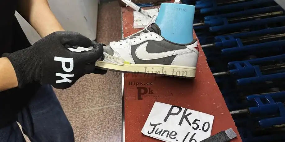 PK 5.0 Jordan 1 Retro Low OG SP Travis Scott Reverse Mocha RETAIL MATERIALS READY TO SHIP