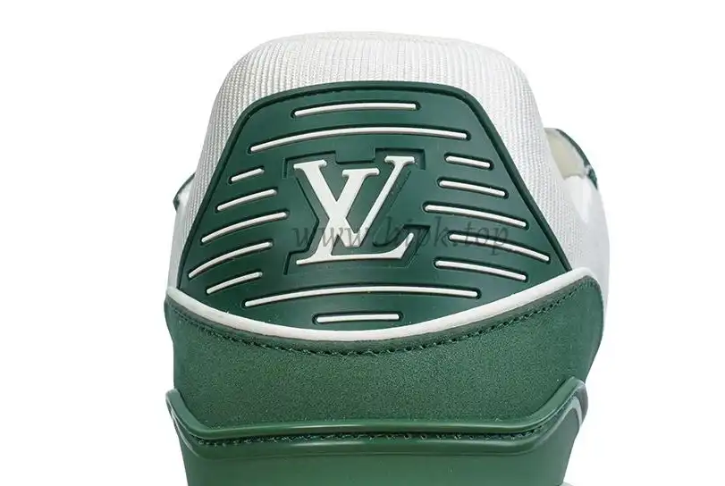 PK god Louis Vuitton LV Trainer Green White retail materials ready to ship