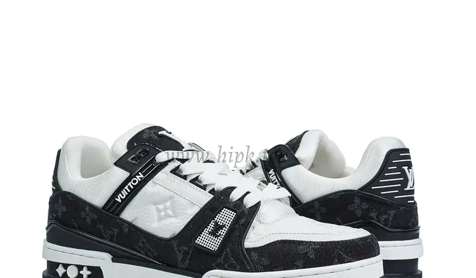 PK god Louis Vuitton LV Trainer White Black retail materials ready to ship