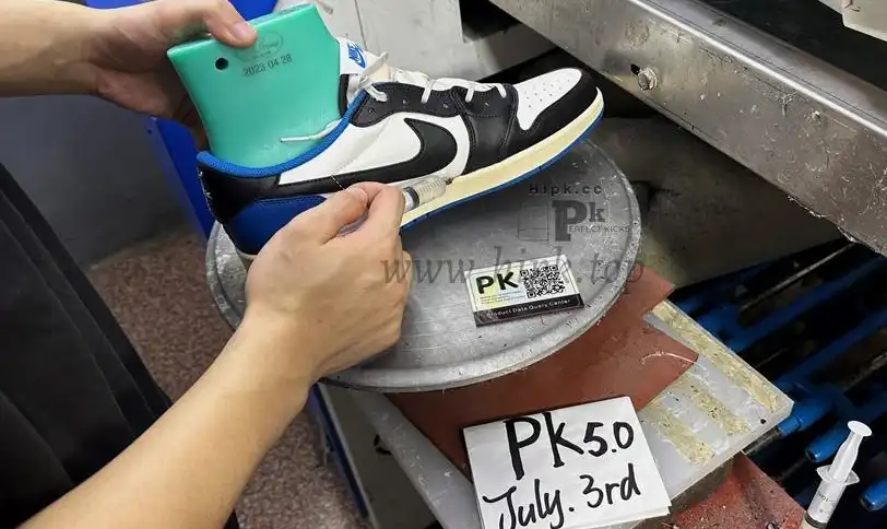 PK 5.0 TRAVIS SCOTT X FRAGEMENT X AIR JORDAN 1 LOW OG RETAIL MATERIALS READY TO SHIP