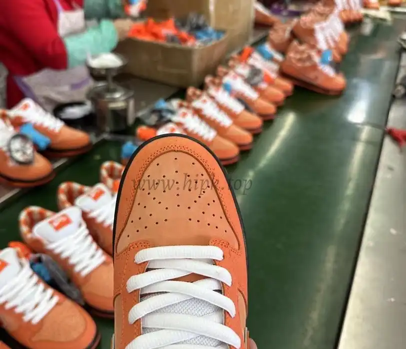 PK GOD NIKE SB DUNK LOW CONCEPTS ORANGE LOBSTER RETAIL MATERIALS READY TO SHIP