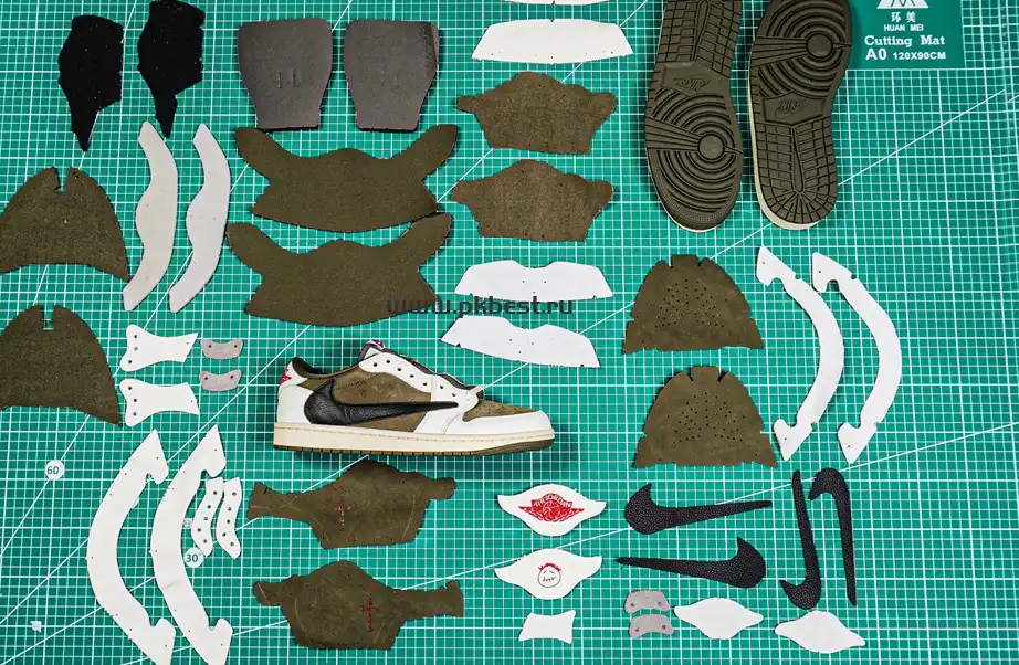 PK5.0 JORDAN 1 RETRO LOW Medium Olive TRAVIS SCOTT NEUTRAL OLIVE RETAIL MATERIALS READY TO SHIP