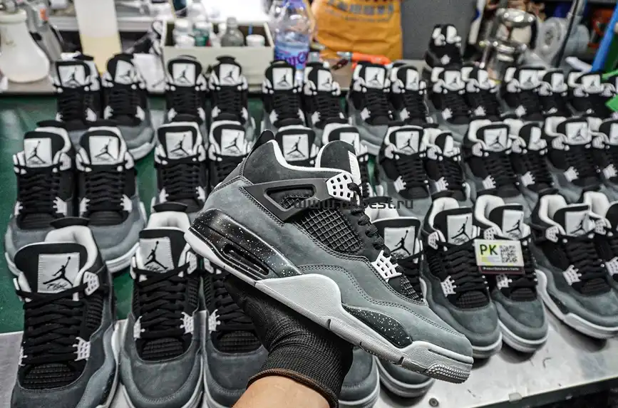 PK GOD Air Jordan 4 Retro Fear RETAIL MATERIALS READY TO SHIP