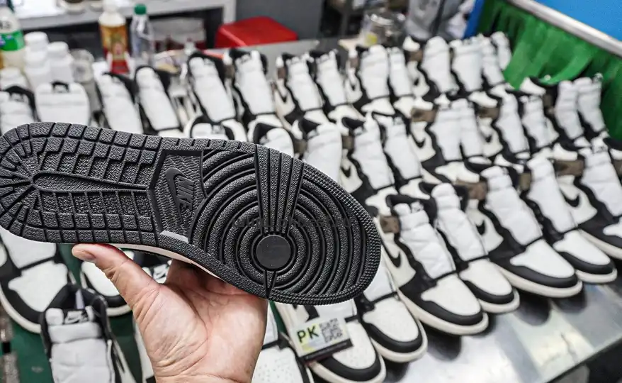 PK GOD Travis Scott x Fragment Design x Jordan Air Jordan 1 white RETAIL MATERIALS READY TO SHIP