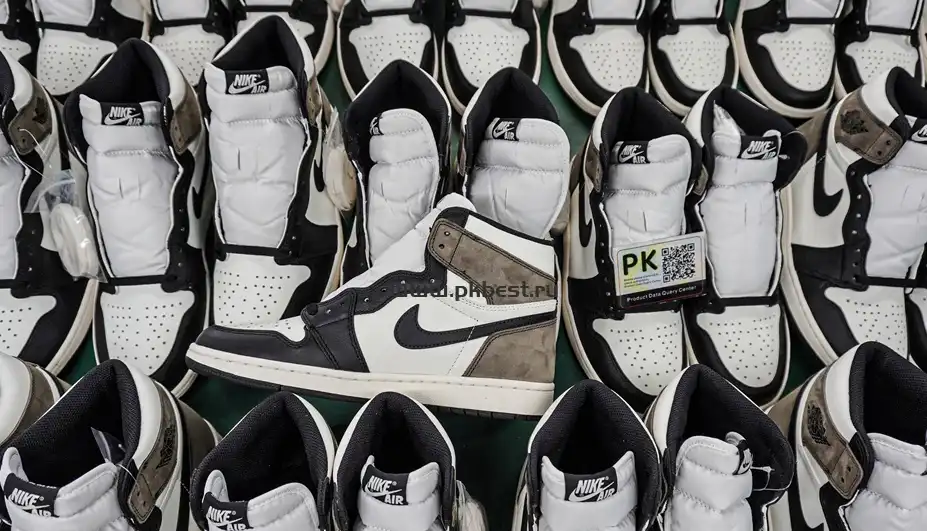 PK GOD Travis Scott x Fragment Design x Jordan Air Jordan 1 white RETAIL MATERIALS READY TO SHIP