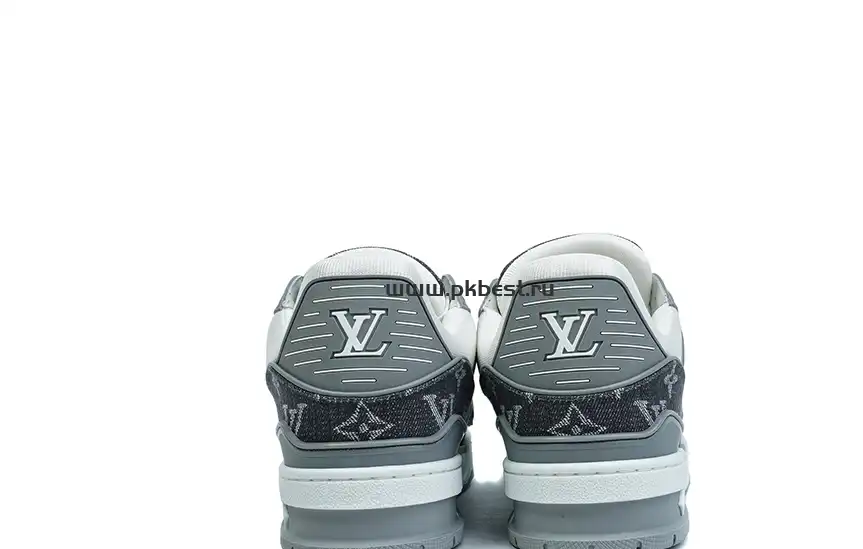 PK GOD  LOUIS VUITTON Trainer off-white RETAIL MATERIALS READY TO SHIP