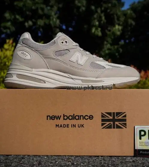 PK GOD Loro Piana x  New Balance NB 990 V6 gray  RETAIL MATERIALS READY TO SHIP