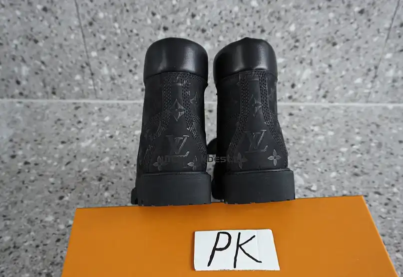 PK GOD Timberland x LOUIS VUITTON Cow leather black RETAIL MATERIALS READY TO SHIP