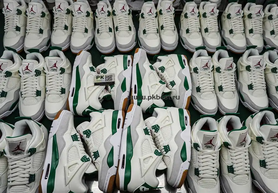 PK GOD Air Jordan Nike SB x Air Jordan 4 Retro SP ‘Pine Green’ RETAIL MATERIALS READY TO SHIP