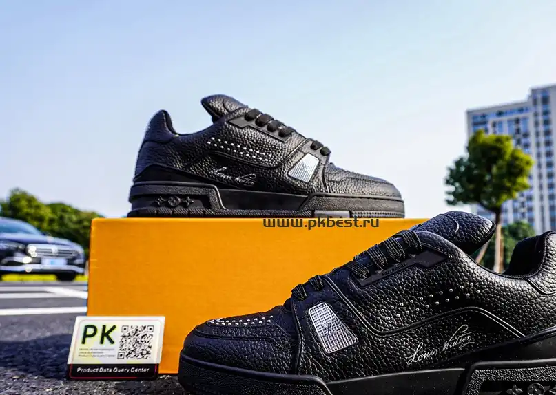 PK GOD LOUIS VUITTON Trainer black RETAIL MATERIALS READY TO SHIP