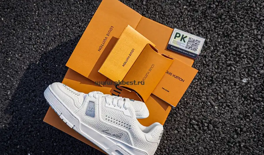 PK GOD LOUIS VUITTON Trainer white RETAIL MATERIALS READY TO SHIP