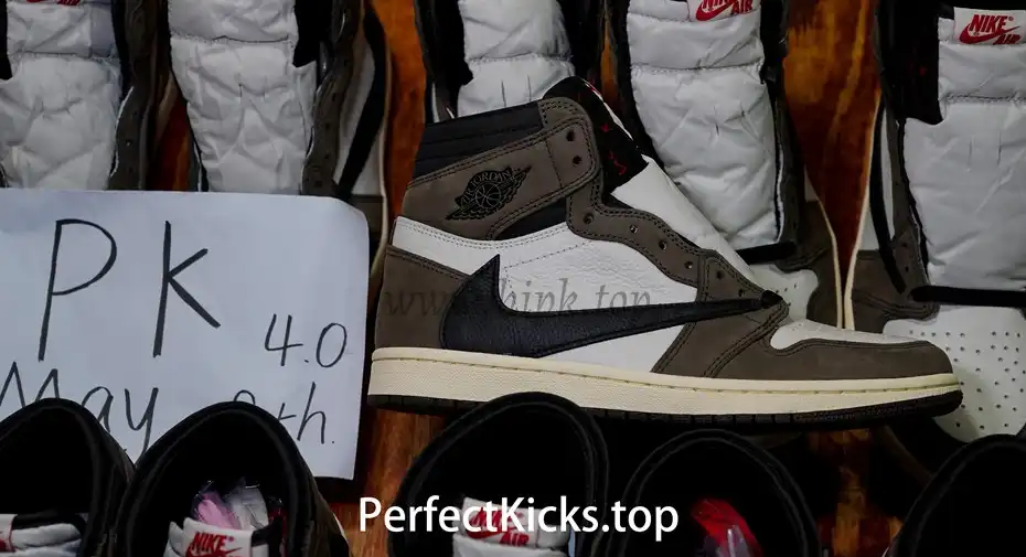 PK 4.0 TRAVIS SCOTT X AIR JORDAN I CD4487-100HIGH OG MOCHA RETAIL MATERIALS RETAIL VERSION