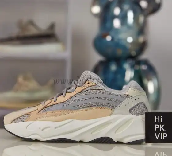 Pk God yeezy 700 V3 copper fade retail materials ready to ship