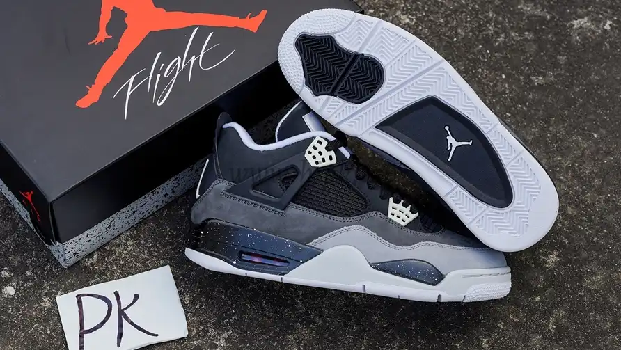 PK GOD Air Jordan 4 Retro Fear RETAIL MATERIALS READY TO SHIP