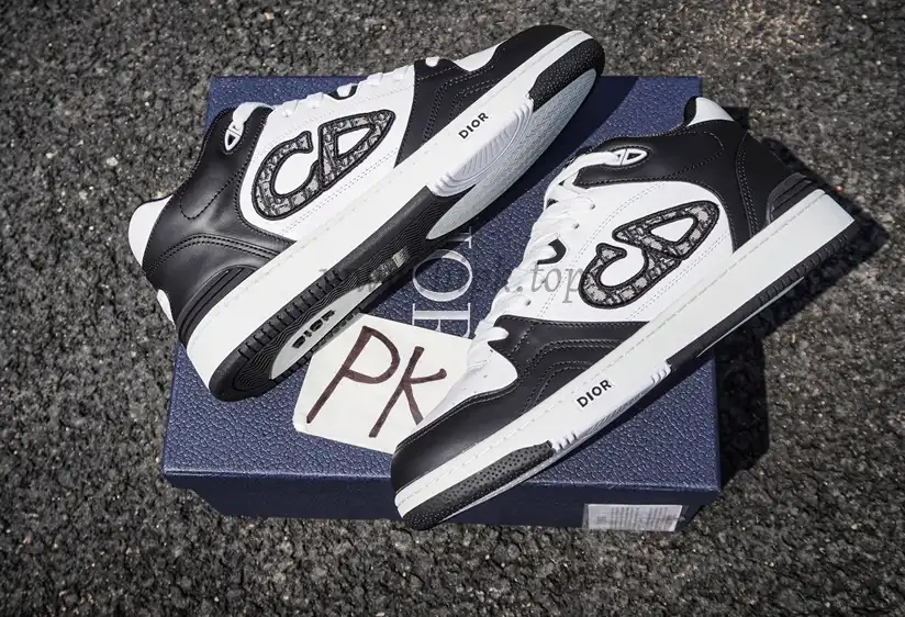 PK GOD Dior B57 MID-TOP SNEAKER Black and White RETAIL MATERIALS READY TO SHIP