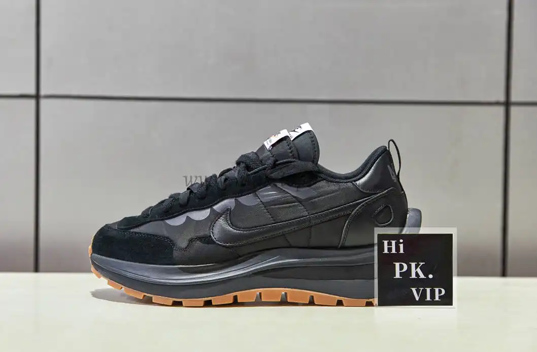 PK GOD NIKE VAPORWAFFLESACAI BLACK GUM RETAIL MATEARIALS READY TO SHIP