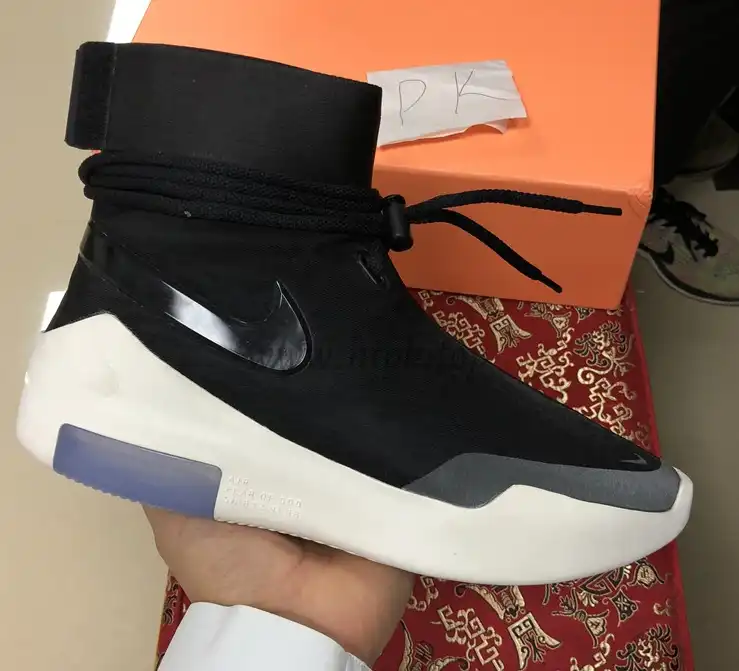 EXCLUSIVE RETAIL PK GOD NIKE AIR FEAR OF GOD 1 LIGHT BLACK BLACK AAR4237-001READY TO SHIP