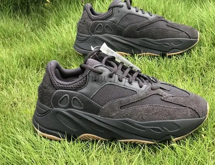 PK GOD YEEZY 700 “Utility Black”FV 5304 RETAIL MATERIALS READY TO SHIP