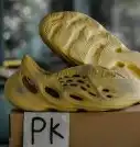 PK GOD adidas Yeezy Foam RNNR Sulfur RETAIL MATERIALS READY TO SHIP