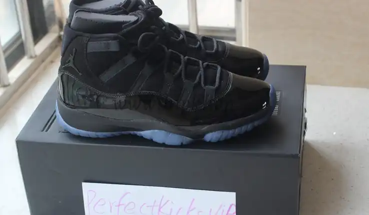 Nike Pairs Air Jordan 11 “Prom Night”