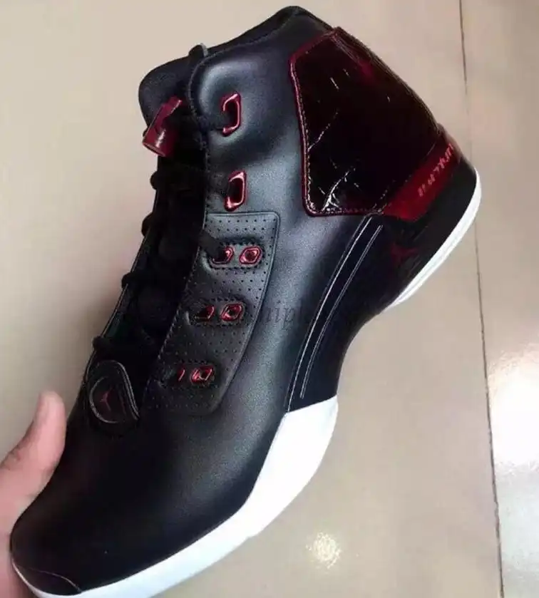 Authentic Air Jordan 17+ Retro Bulls