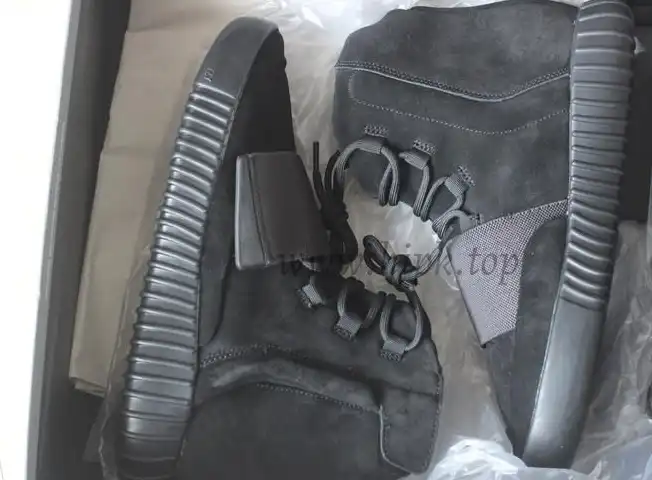 PK God Yeezy 750 Triple Black real suede and shape (real quality)