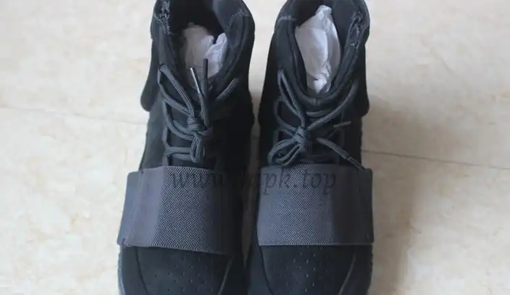 PK God Yeezy 750 Triple Black real suede and shape (real quality)