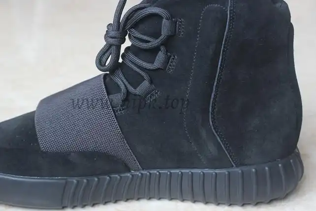 PK God Yeezy 750 Triple Black real suede and shape (real quality)