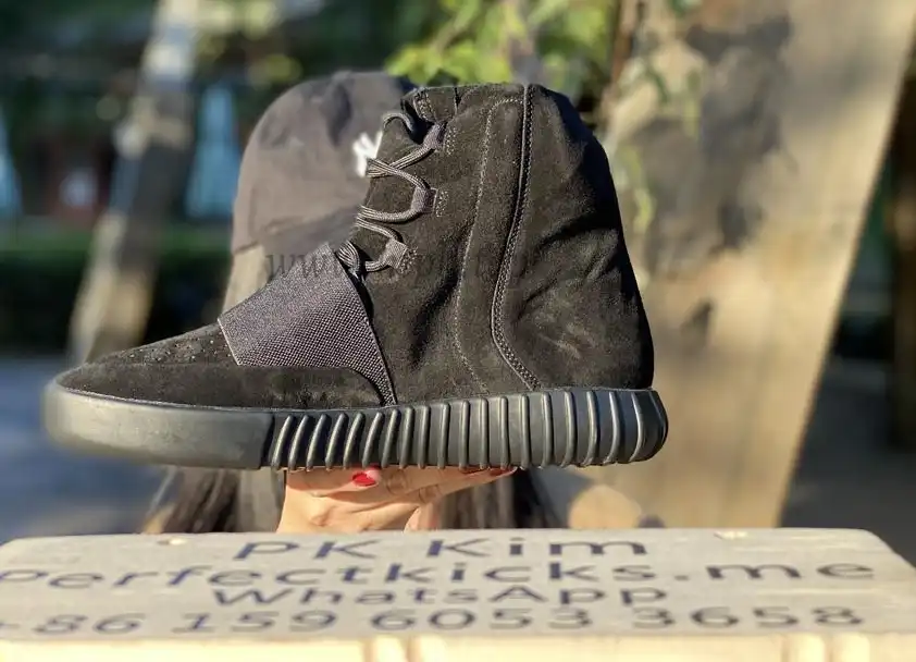 PK God Yeezy 750 Triple Black real suede and shape (real quality)