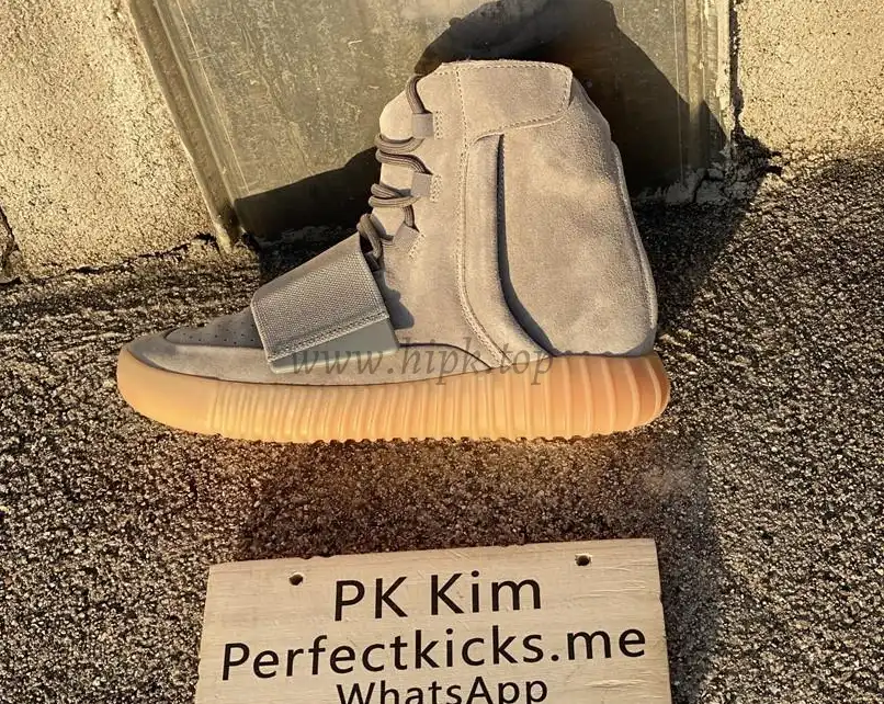 PK God Yeezy 750 Grey gum real suede and shape (real quality)