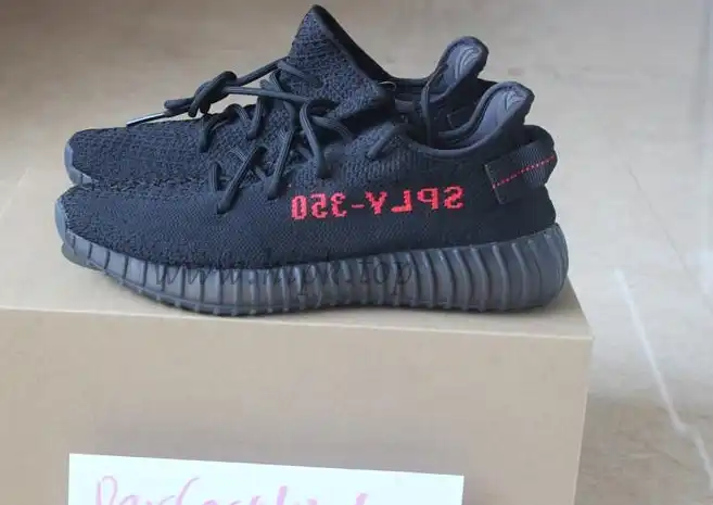 PK GOD YEEZY 350 V2 Bred WITH REAL PREMEKNIT FROM HUAYIYI WHICH OFFER PRIMEKNIT TO ADIDAS DIRECTLY