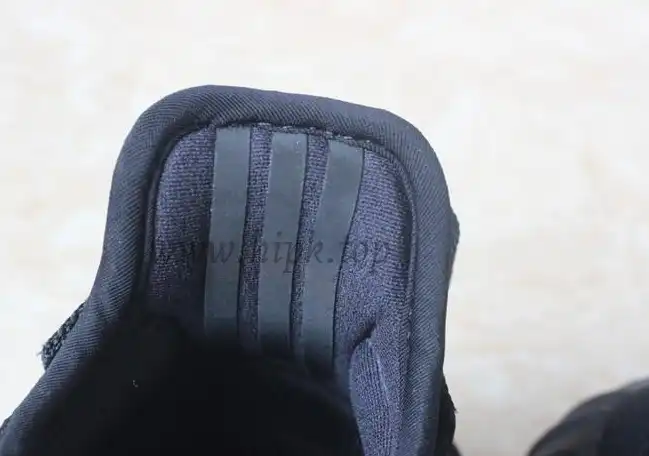 PK GOD YEEZY 350 V2 Bred WITH REAL PREMEKNIT FROM HUAYIYI WHICH OFFER PRIMEKNIT TO ADIDAS DIRECTLY