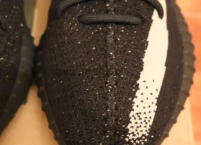 PK GOD YEEZY 350 V2 Oreo WITH REAL PREMEKNIT FROM HUAYIYI WHICH OFFER PRIMEKNIT TO ADIDAS DIRECTLY