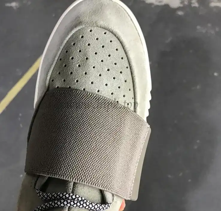 PK God Yeezy 750 OG Grey real suede and shape (real quality)