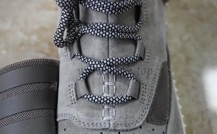 PK God Yeezy 750 OG Grey real suede and shape (real quality)