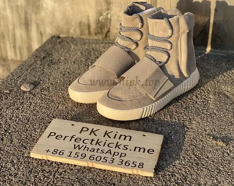 PK God Yeezy 750 OG Grey real suede and shape (real quality)