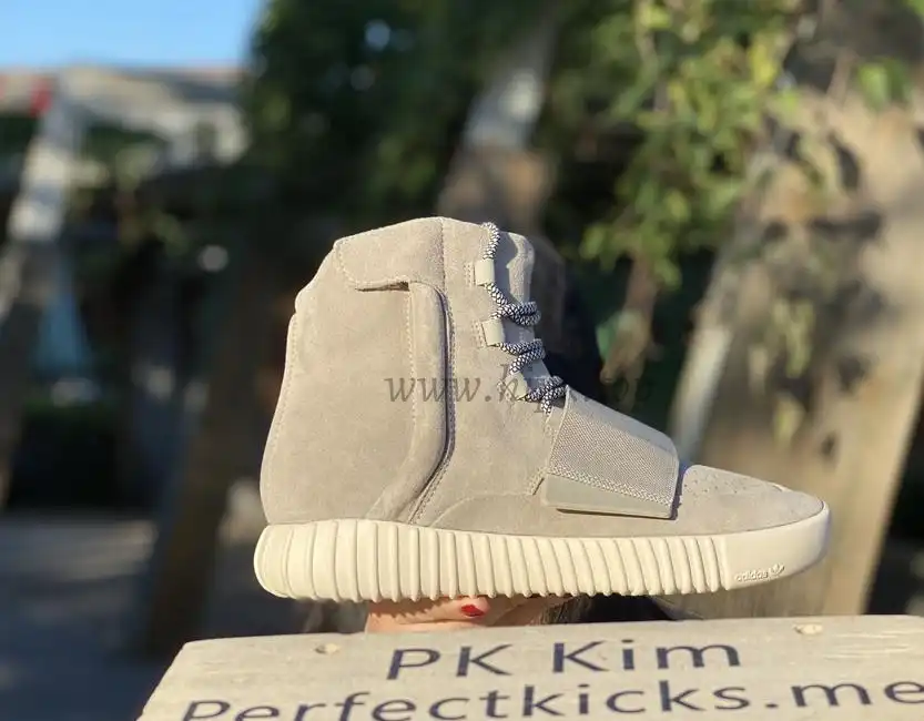 PK God Yeezy 750 OG Grey real suede and shape (real quality)