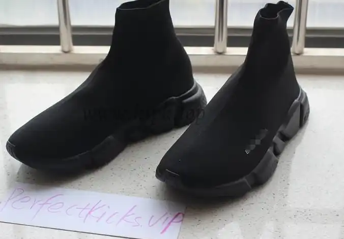 GOD VERSION PARIS SPEED TRAINER Triple black with original materials