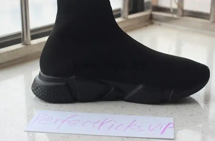 GOD VERSION PARIS SPEED TRAINER Triple black with original materials