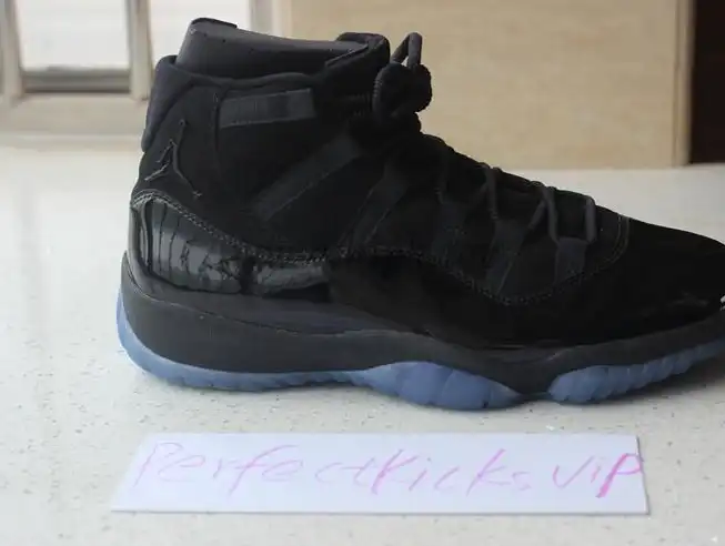 Nike Pairs Air Jordan 11 “Prom Night”