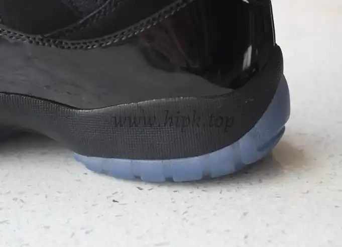 Nike Pairs Air Jordan 11 “Prom Night”