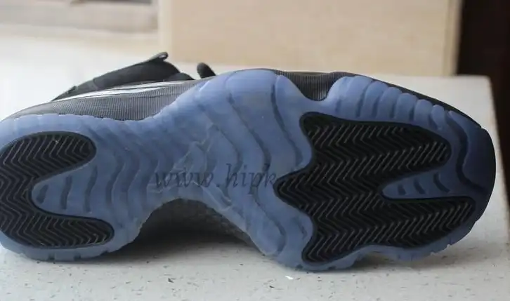 Nike Pairs Air Jordan 11 “Prom Night”