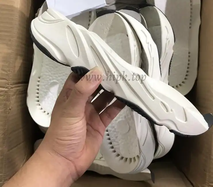 PK God YEEZY BOOST WAVE RUNNER 700 V2 STATIC FULL REFLECTIVE 3M Huayiyi retail version ready to ship