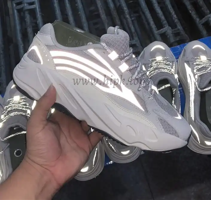 PK God YEEZY BOOST WAVE RUNNER 700 V2 STATIC FULL REFLECTIVE 3M Huayiyi retail version ready to ship