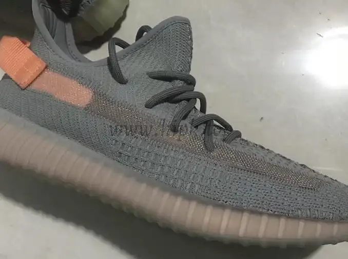 EXCLUSIVE GOD YEEZY 350 V2 TRUE FORM WITH REAL PREMEKNIT FROM HUAYIYI WHICH OFFER PRIMEKNIT TO ADIDAS DIRECTLY READY TO SHIP