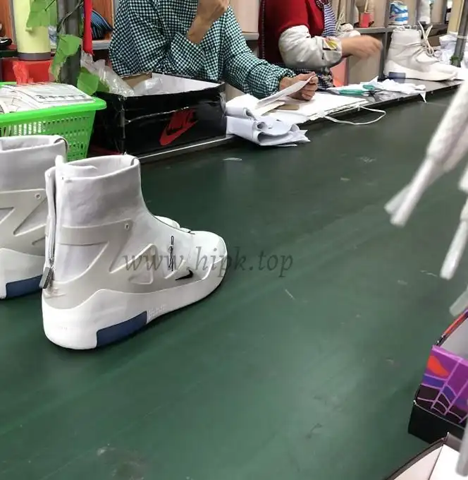 EXCLUSIVE RETAIL PK GOD NIKE AIR FEAR OF GOD 1 LIGHT BONE BLACK AR4237-002 READY TO SHIP